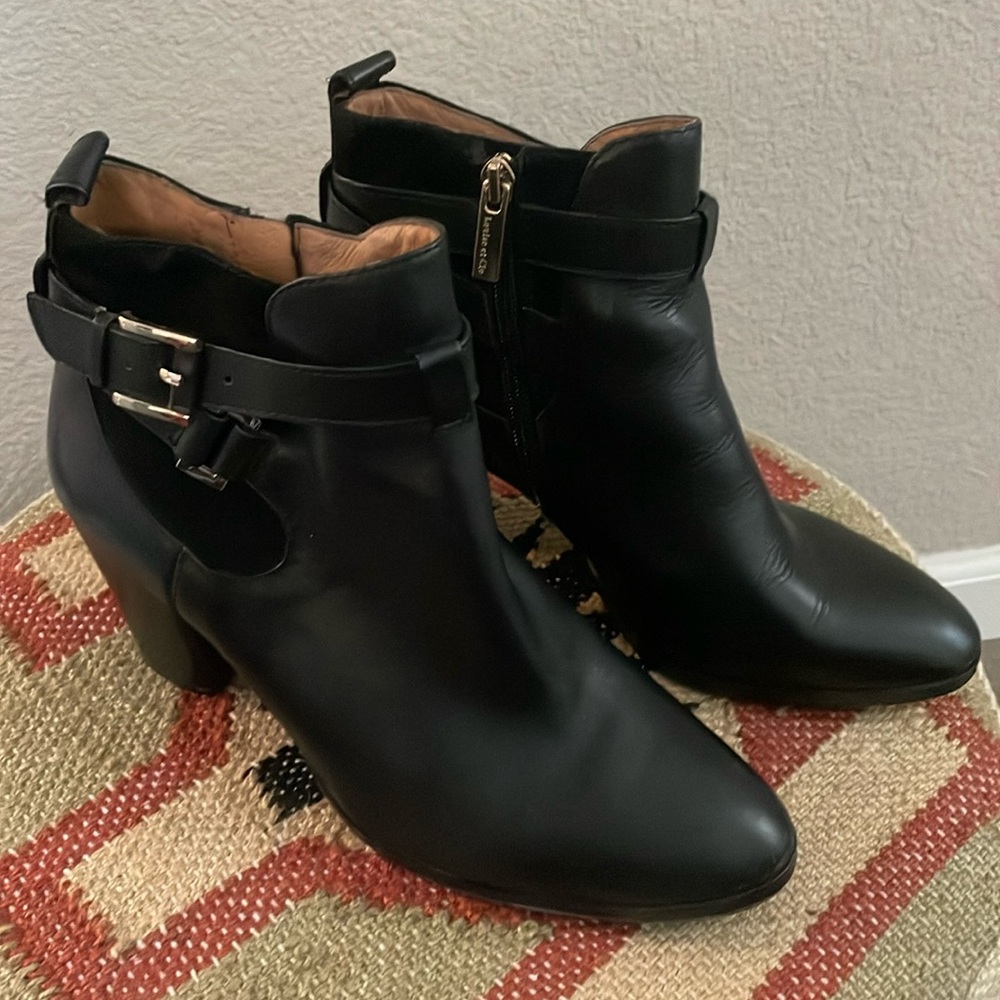 Louise et Cie Lo Vianne Black Leather Buckle Detail Ankle Boot Sz:9